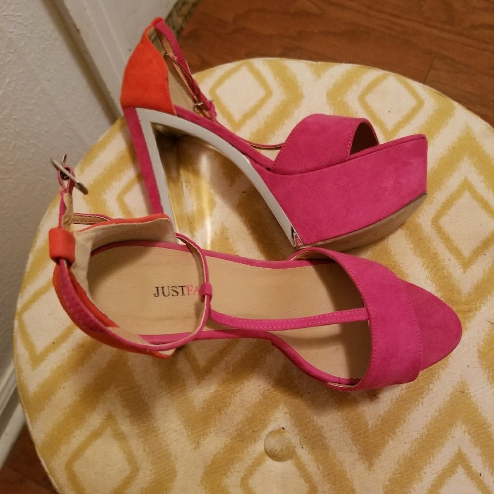 Heels - Picture 2 of 4